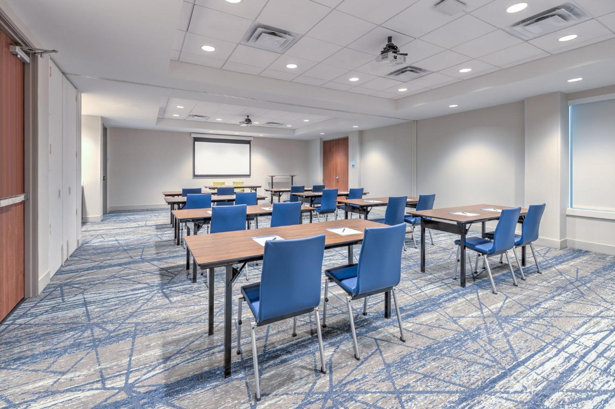 Holiday Inn Express & Suites Houston S - Medical Ctr Area By Ihg Exterior foto